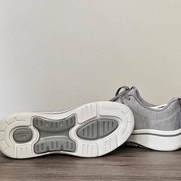 Skechers Women's Go Walk Arch Fit Size 5.5 Moon Shadows NWT - Picture 8 of 9